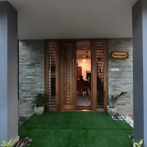 https://nirrvaan-homestay.kerala-hotels.net